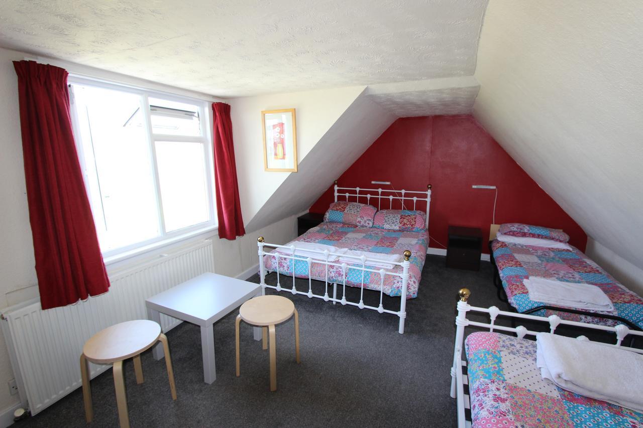 Skye Backpackers Hostel Kyleakin Ngoại thất bức ảnh