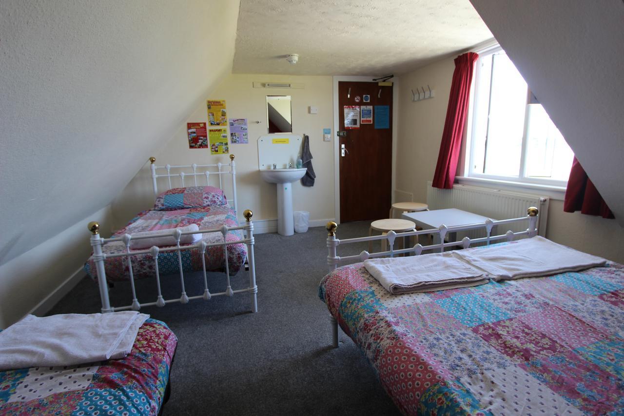 Skye Backpackers Hostel Kyleakin Ngoại thất bức ảnh