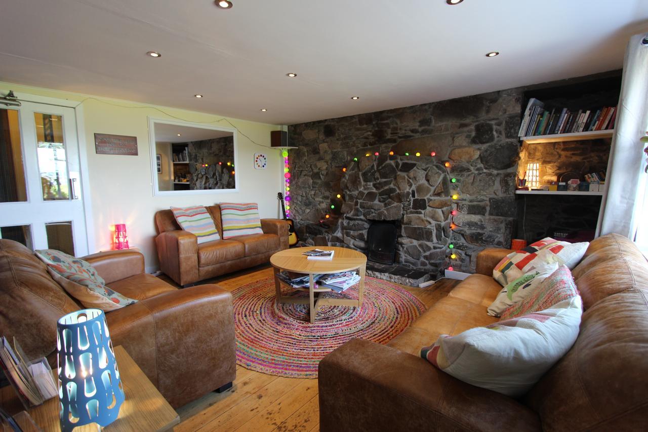 Skye Backpackers Hostel Kyleakin Ngoại thất bức ảnh