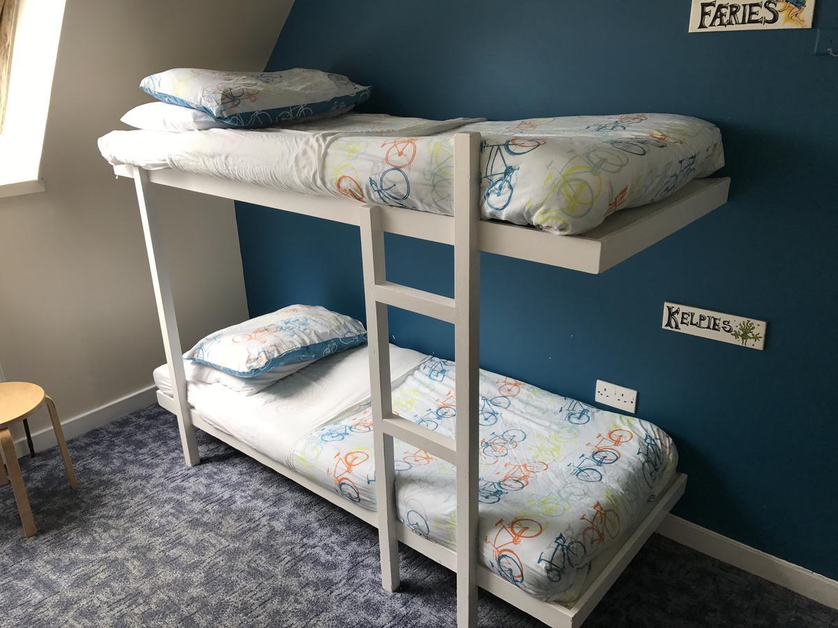 Skye Backpackers Hostel Kyleakin Ngoại thất bức ảnh