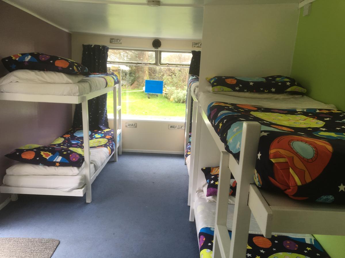Skye Backpackers Hostel Kyleakin Ngoại thất bức ảnh