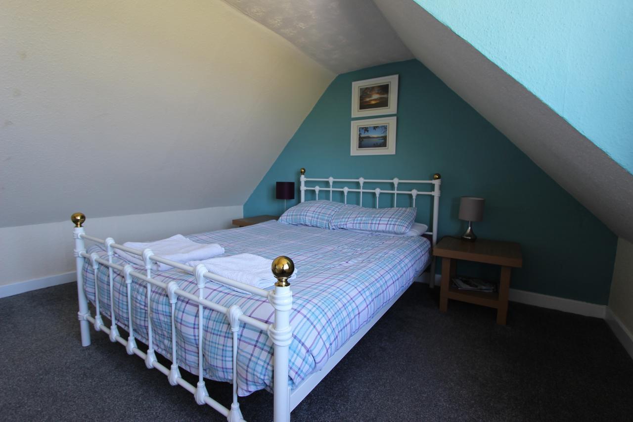Skye Backpackers Hostel Kyleakin Ngoại thất bức ảnh